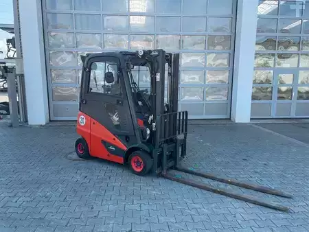Wózki widłowe diesel 2016  Linde H14D-01 / HH 4,6m / 1.727h / Diesel / SS (4)