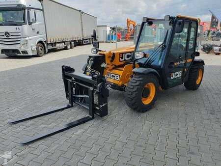 Manipulador fijo 2025  JCB 525-60 / Neufahrzeug /Palettengabel / 2025 (6)