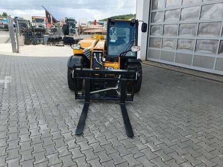 Manipulador fijo 2025  JCB 525-60 / Neufahrzeug /Palettengabel / 2025 (7)