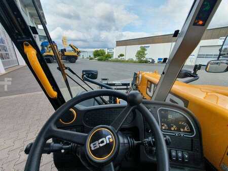 Manipulador fijo 2025  JCB 525-60 / Neufahrzeug /Palettengabel / 2025 (9)
