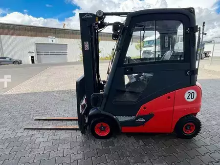 Wózki widłowe diesel 2016  Linde H14D-01 / HH 4,6m / 2.252h / Diesel / SS / Waage (7)