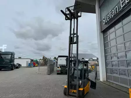 El Truck - 4-hjul 2017  Jungheinrich EFG 215 / Triplex: 4.25m! / SS / nur 3.298h! (11)