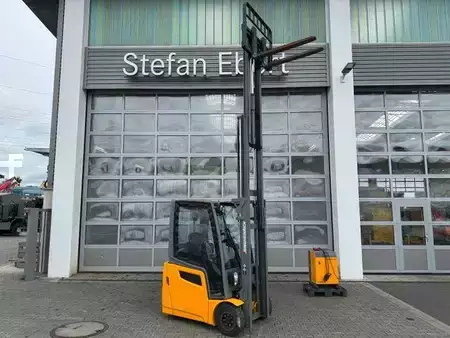 El Truck - 4-hjul 2017  Jungheinrich EFG 215 / Triplex: 4.25m! / SS / nur 3.298h! (12)