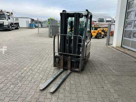 Elektro čtyřkolový VZV 2016  Crown SCT6020-1.3 /Triplex: 4.30m / SS / 2.090h! (11)