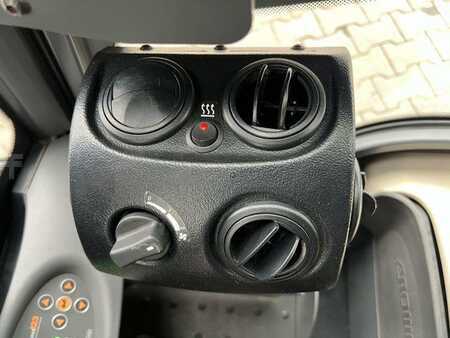 Elektro čtyřkolový VZV 2016  Crown SCT6020-1.3 /Triplex: 4.30m / SS / 2.090h! (18)