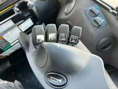 Dieselstapler 2013  Hyster H4.0 FT6 / Verstellgerät / HH:4.42m / nur 2.502h (15)