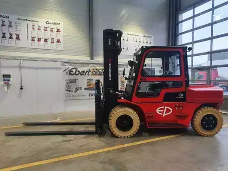 Eléctrica de 4 ruedas 2023  EP Equipment Equipment EFL 702 / 7T / Triplex: 5,40m / ZVG (2)