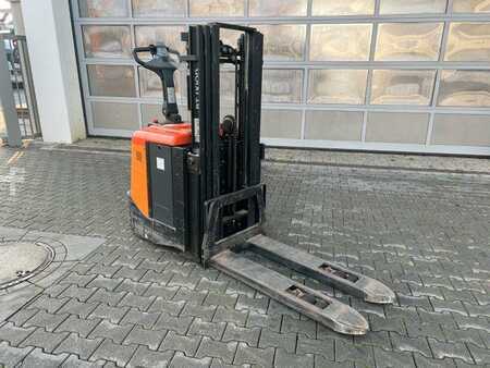Vertikal-Kommissionierer 2011  Toyota SPE 125 L / nur 382h ! / Hochhubwagen / 3.350mm (10)