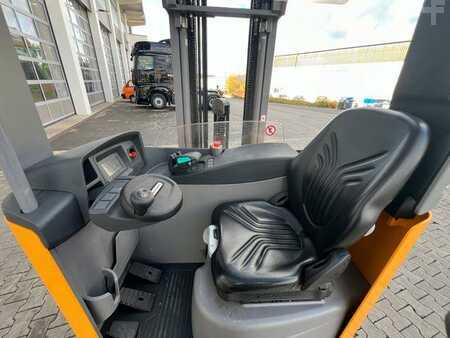 Tolóoszlopos targonca 2016  Jungheinrich ETV C16 / Triplex 5.72m / SS / nur 3.228h / 2016 (14)