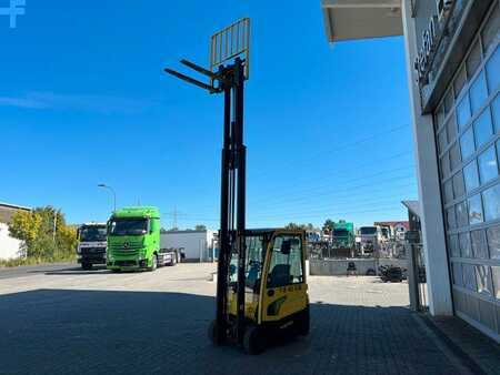 4-wiel elektrische heftrucks 2013  Hyster J1.6 XNT MWB / nur 387h! / Hubhöhe: 4.6m / SS (10)