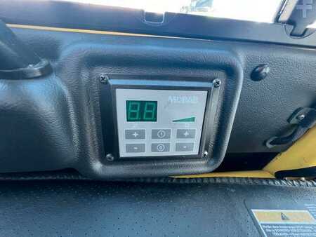 4-wiel elektrische heftrucks 2013  Hyster J1.6 XNT MWB / nur 387h! / Hubhöhe: 4.6m / SS (16)