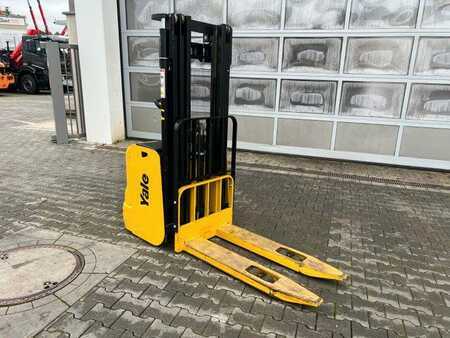 Vertikal ordreplukker 2014  Yale MS 12 AC / Triplex: 4m! / nur 229h! / 2014 (10)