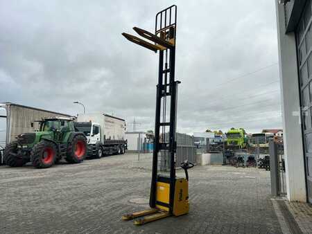 Vertikal ordreplukker 2014  Yale MS 12 AC / Triplex: 4m! / nur 229h! / 2014 (11)