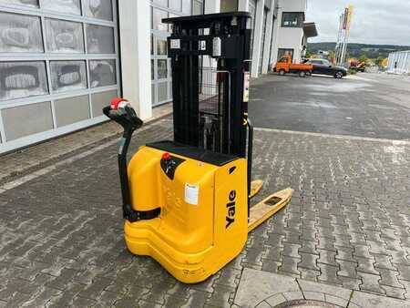 Vertikal ordreplukker 2014  Yale MS 12 AC / Triplex: 4m! / nur 229h! / 2014 (4)