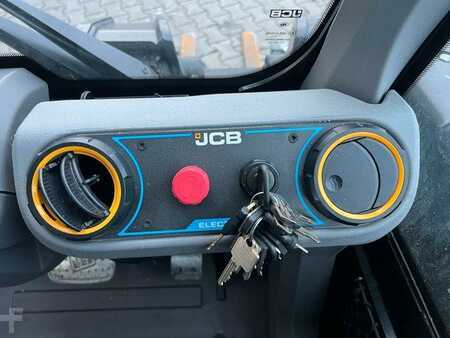 Teleskopstapler-Starr 2022  JCB TLT 35-22E Teletruck / nur 131h! / 2022 / SS (20)