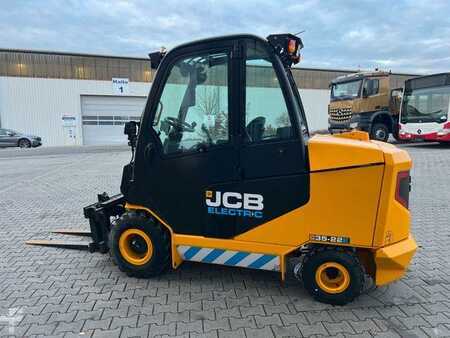 Teleskopstapler-Starr 2022  JCB TLT 35-22E Teletruck / nur 131h! / 2022 / SS (8)