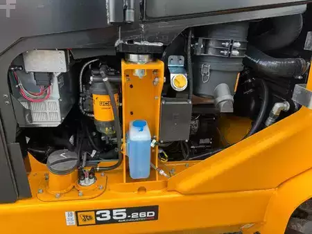 Teleskoptruck fast bom 2025  JCB TLT 35-26D 4WD Teletruck / nur : 143h!! / SS (10)