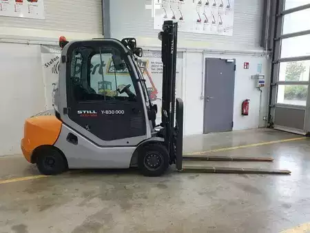 Carretilla elevadora diésel 2014  Still RX70-35 / Duplex: 3.40m / nur 1.328h! / SS (2)