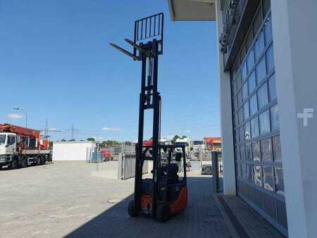 El truck - 4 hjulet 2016  Toyota 8FBET15 / Triplex: 4.30m / nur 1.842h! / SS (8)