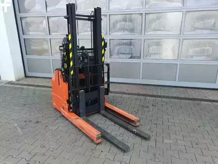 Verticale orderpickers 2013  Toyota RWE 120 / Schubmaststapler / Duplex:2.9m / 257h! (10)