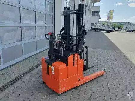 Verticale orderpickers 2013  Toyota RWE 120 / Schubmaststapler / Duplex:2.9m / 257h! (4)