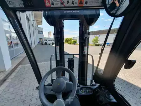 Carrelli elettrici 4 ruote 2016  Crown SCT6020-1.3 / Triplex 4,3m / 2.658h / 2020 (11)