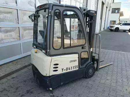 Carrelli elettrici 4 ruote 2016  Crown SCT6020-1.3 / Triplex 4,3m / 2.658h / 2020 (3)