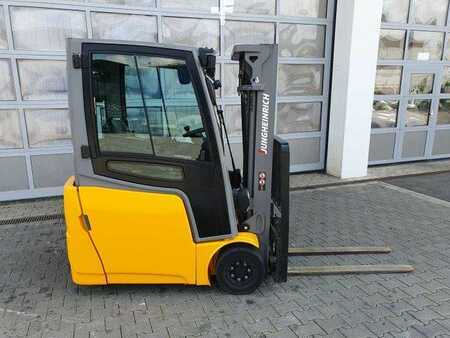 Eléctrico - 4 rodas 2016  Jungheinrich EFG 215 / Triplex: 4.25m! / SS / 4.166h / 2024 (3)