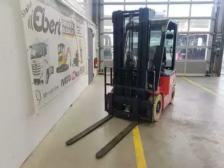 Eléctrica de 4 ruedas 2022  EP Equipment Equipment EFL181 / Triplex: 4,80m / SS / DEMO (2)