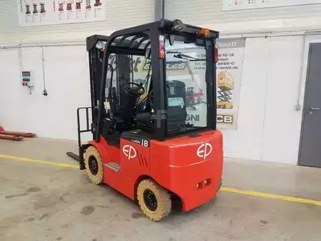 Eléctrica de 4 ruedas 2022  EP Equipment Equipment EFL181 / Triplex: 4,80m / SS / DEMO (5)