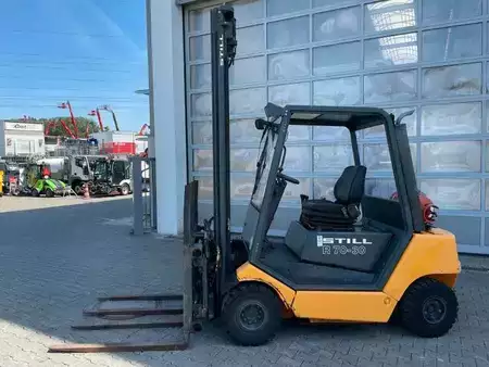 Nestekaasutrukki 1998  Still RX70-30T / Duplex: 5,12m / Doppelpalettengabel (14)