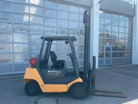 Nestekaasutrukki 1998  Still RX70-30T / Duplex: 5,12m / Doppelpalettengabel (3)