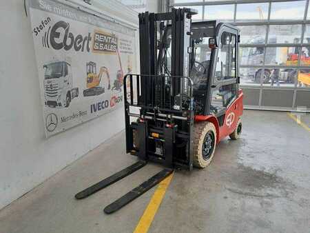 Eléctrica de 4 ruedas 2023  EP Equipment Equipment EFL303 / 3,0T / Triplex: 4,80m / SS (4)