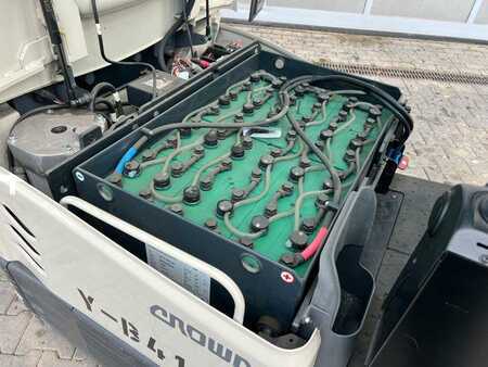 Elektro čtyřkolový VZV 2016  Crown SCT6020-1.3 / Triplex 4,3m / 1.227h / 2017 (11)