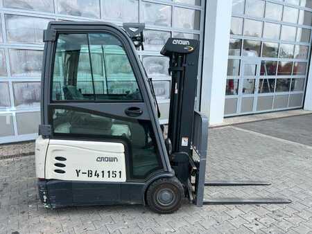 Elektro čtyřkolový VZV 2016  Crown SCT6020-1.3 / Triplex 4,3m / 1.227h / 2017 (2)