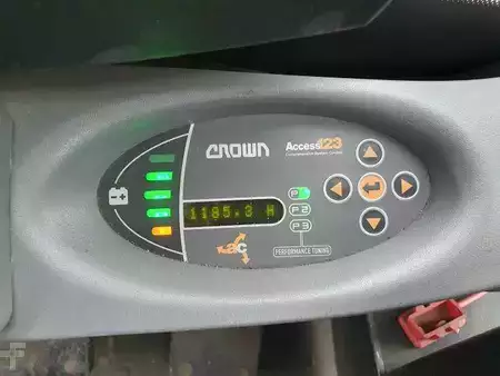 Carrelli elettrici 4 ruote 2016  Crown SCT6020-1.3 /Triplex: 4.30m / SS / 1.185h! (14)