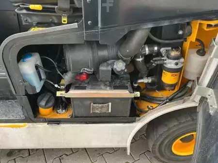 Dieselstapler 2019  JCB TLT 30D Teletruck 2WD / nur 1.948h! (13)