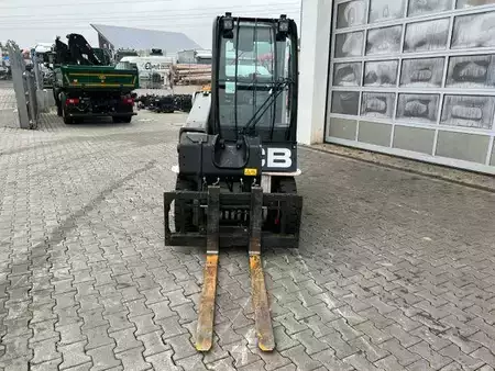 Dieselstapler 2019  JCB TLT 30D Teletruck 2WD / nur 1.948h! (9)
