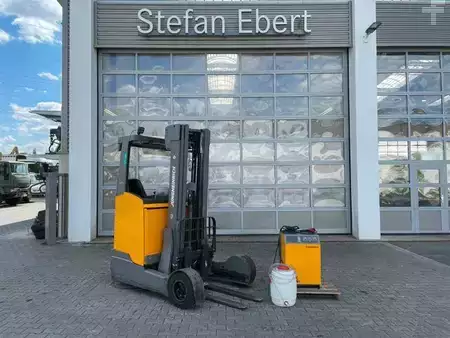 Schubmaststapler 2016  Jungheinrich ETV C16 / Triplex 5.72m / SS / nur 2.953h / 2016 (1)