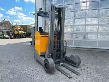 Schubmaststapler 2016  Jungheinrich ETV C16 / Triplex 5.72m / SS / nur 2.953h / 2016 (11)