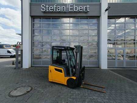 4-wiel elektrische heftrucks 2017  Jungheinrich EFG 215 / Triplex: 4.25m! / nur 3.439h! / 2022 (1)