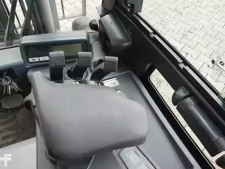 Carrelli elettrici 4 ruote 2016  Jungheinrich EFG 215 / Triplex: 4.25m! / SS / 4.297h! (13)