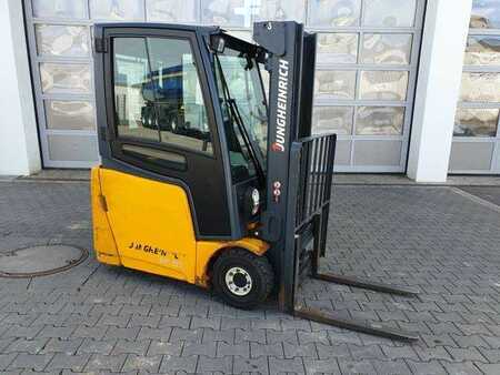 Elektro 4 Rad 2013  Jungheinrich EFG 215 / Triplex: 4.35m! / SS / nur 2.054h! (2)