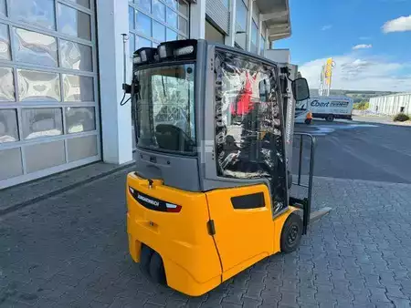 Sähkö - 4 pyör 2017  Jungheinrich EFG 215 / Triplex: 4.25m! / SS / nur 2.865h! (10)