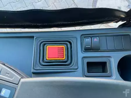 Sähkö - 4 pyör 2017  Jungheinrich EFG 215 / Triplex: 4.25m! / SS / nur 2.865h! (16)