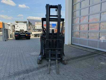 Retraky 2015  Linde R12B-01 / nur 2.394h! / Hubhöhe: 6m / 2015 (10)