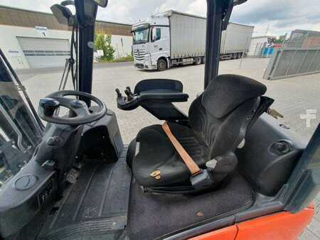 Ostatní 2012  Linde H16 T-01 / 4,6m / nur: 3.260h / Gas / SS (13)