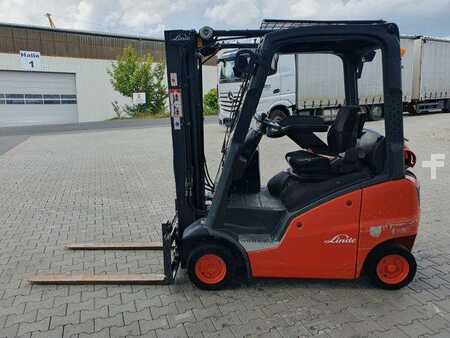 Ostatní 2012  Linde H16 T-01 / 4,6m / nur: 3.260h / Gas / SS (7)