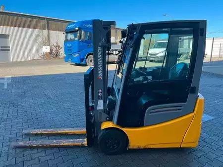 Carrelli elettrici 4 ruote 2018  Jungheinrich EFG 215 / Triplex: 4.25m! / SS / nur 995h! Waage (8)