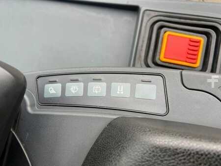 4-wiel elektrische heftrucks 2016  Jungheinrich EFG 215 / Triplex 4.25m / 1.851h / Batterie 2023 (13)